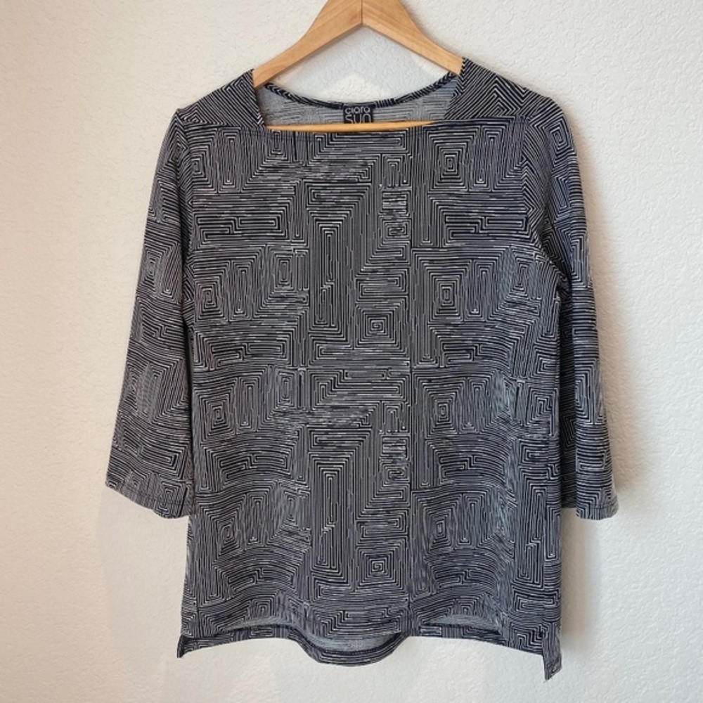 Clara Sun Woo Black & White Geometric Stripe Square Neck Top - Size XS - EUC